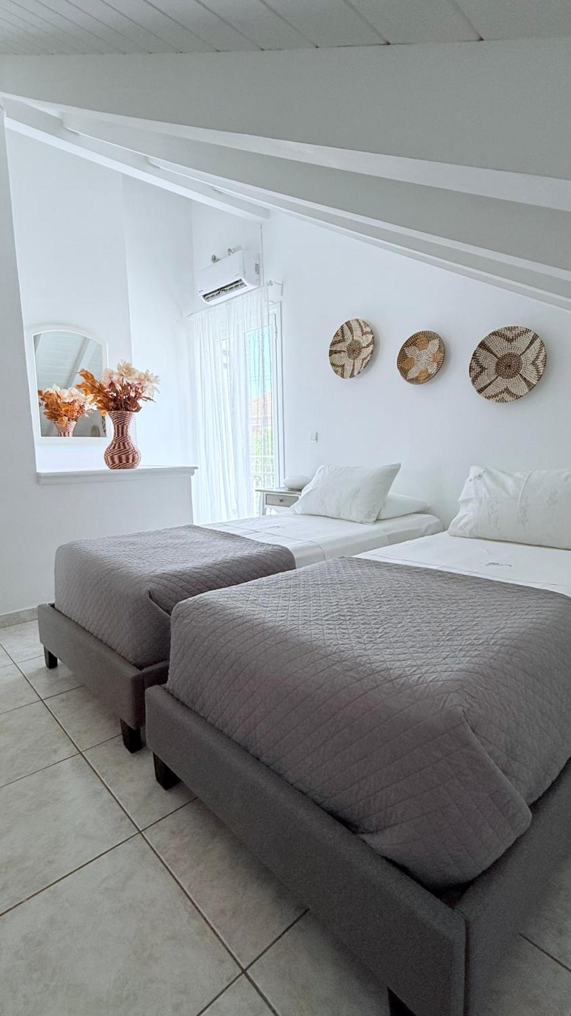 Angel Apartment Фискардо Екстериор снимка