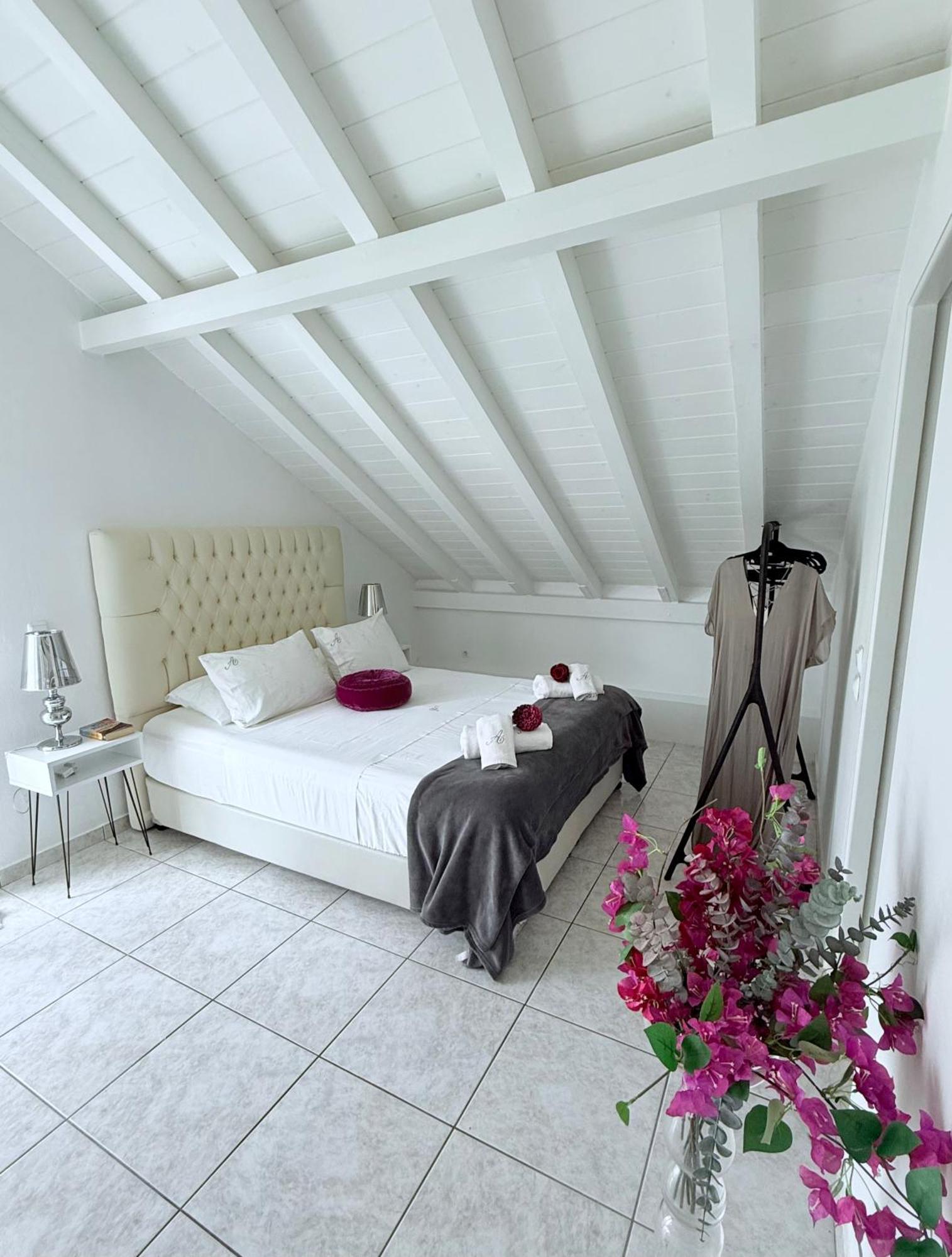 Angel Apartment Фискардо Екстериор снимка